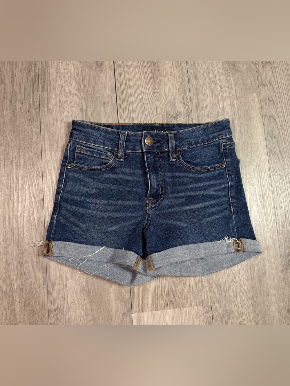 Aéropostale High Rise Midi Dark Wash Cuffed Denim Shorts Womens Size 00